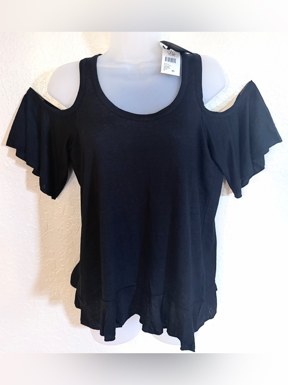 Chaser Ruffle Cross-Back Cold Shoulder Blouse Black Sz M Asymmetrical Tiered New